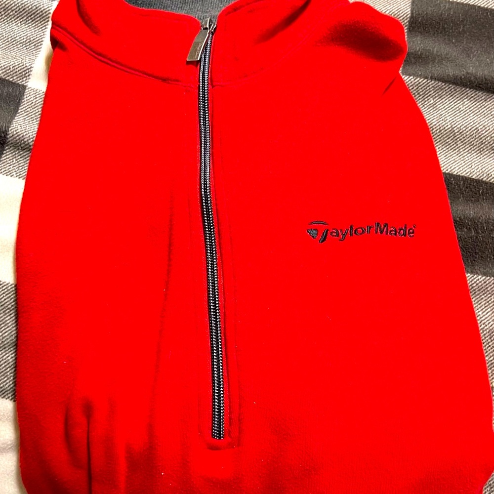 TaylorMade Pullover by StraightDown